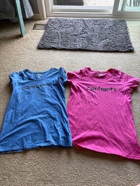 Carhartt women’s Short-Sleeve Logo Tee - Blue or Pink